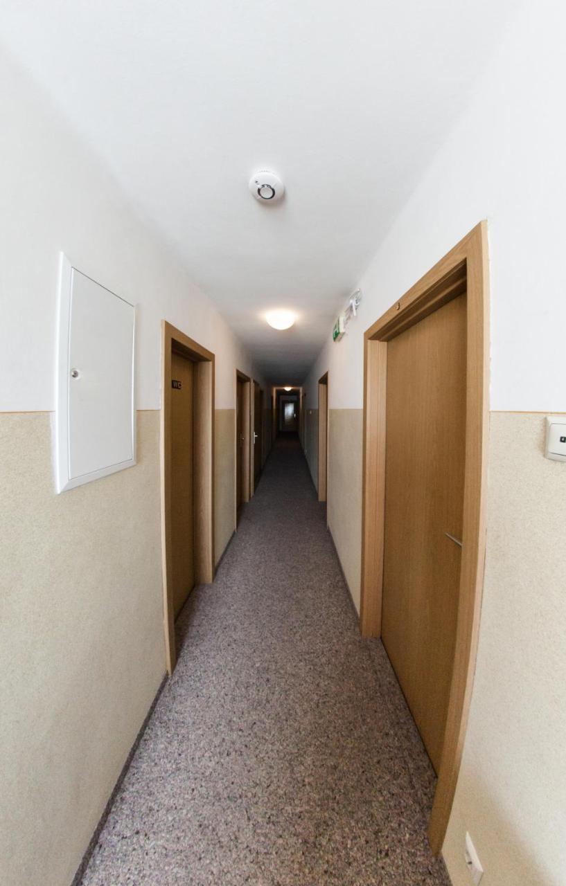 Fruehstueckspension Koelich Klagenfurt am Woerthersee Bagian luar foto